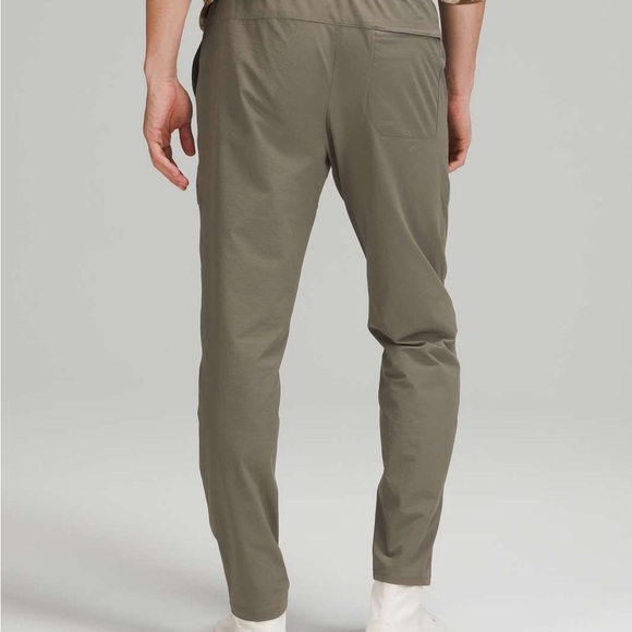 Men’s Lululemon Bowline Pant Sage - Picture 8 of 8